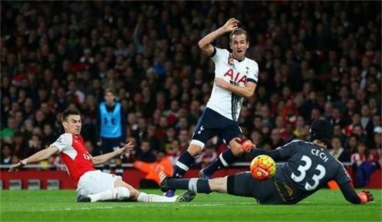 伺机前插 伺机前插